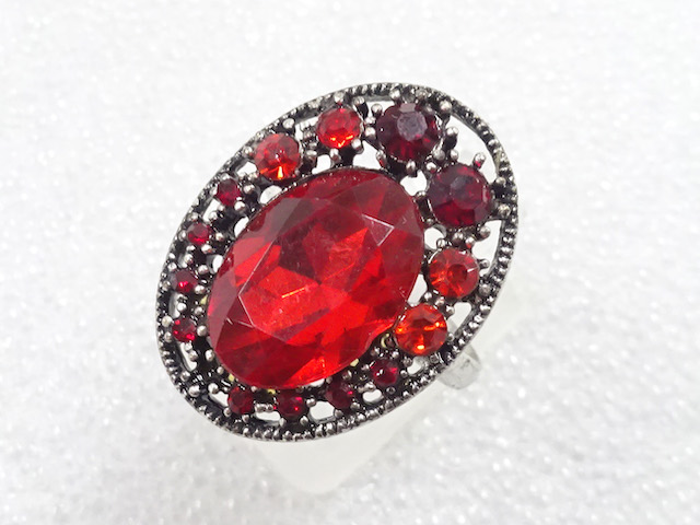 JAPANESE KIMONO / ANTIQUE COLORED STONE RING (SIZE 16)
